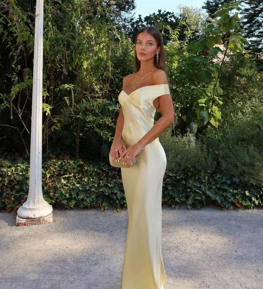 fashion house dresses The collection of timeless black & white dresses TATYANA KOCHNOVA Fashion House #tatyanakochnova #eveningdresses #couturedresses #hautecouture # couture # # # # #